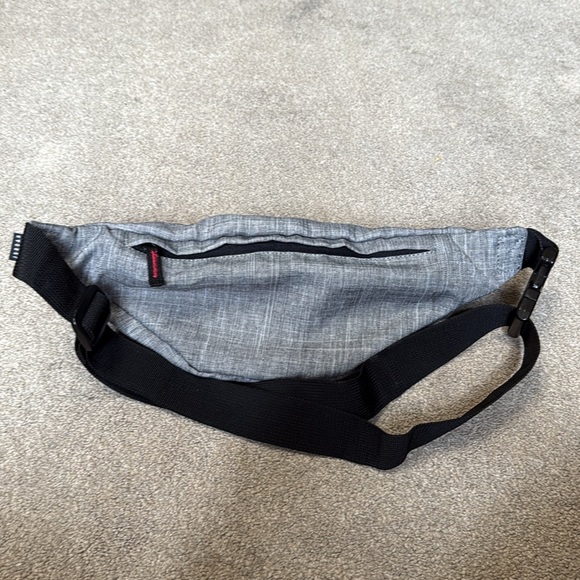 Air Jordan Grey Fanny Pack Hip Belt Bag - Picture 3 of 3